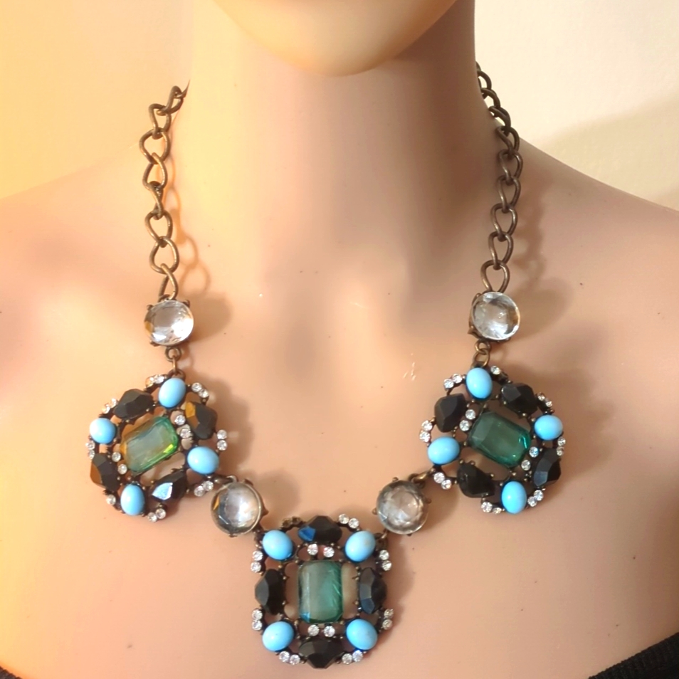 Neckless.